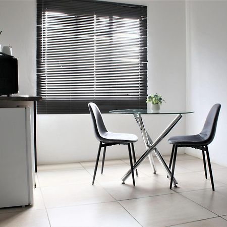 Cosmo Sleepover Roodepoort Exterior foto